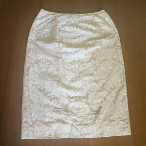 Carlisle Silk Pencil Skirt